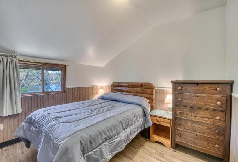 غرفة قياسية, Edgewater Resort