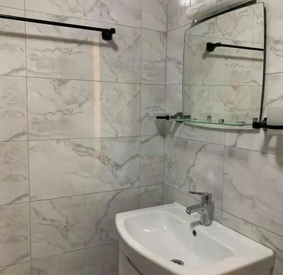 اتاق استاندارد با چشم‌انداز باغ, Bismillah Hotel And Restaurent