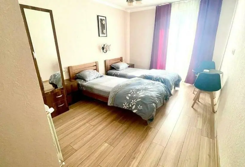 اتاق استاندارد با سرویس بهداشتی مشترک, Bismillah Hotel And Restaurent