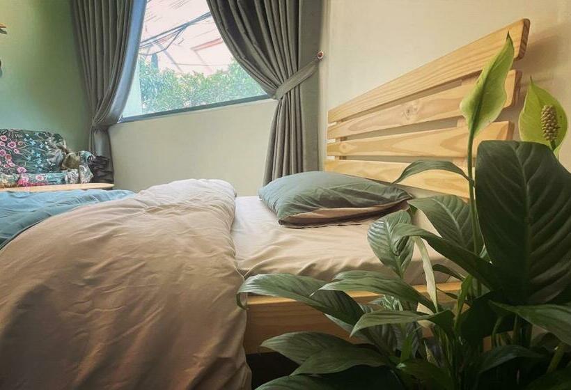 اتاق استاندارد یک نفره, Babahouse Homestay Thành Phố Vinh
