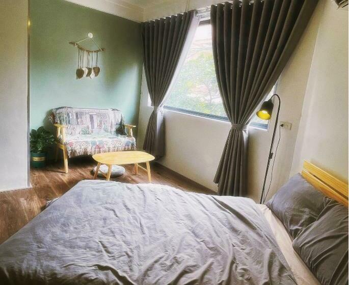 اتاق استاندارد یک نفره, Babahouse Homestay Thành Phố Vinh