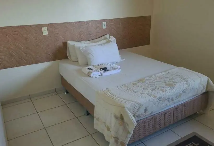 Deluxe Yhden Hengen Huone, Goedert