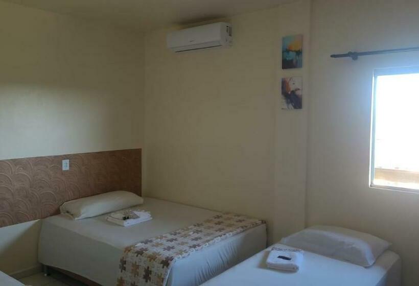 デラックスルーム, Goedert