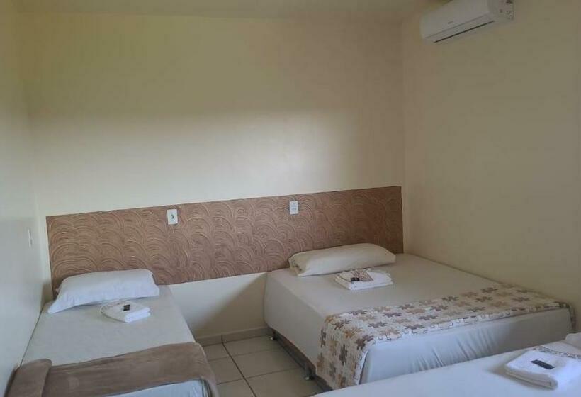 デラックスルーム, Goedert