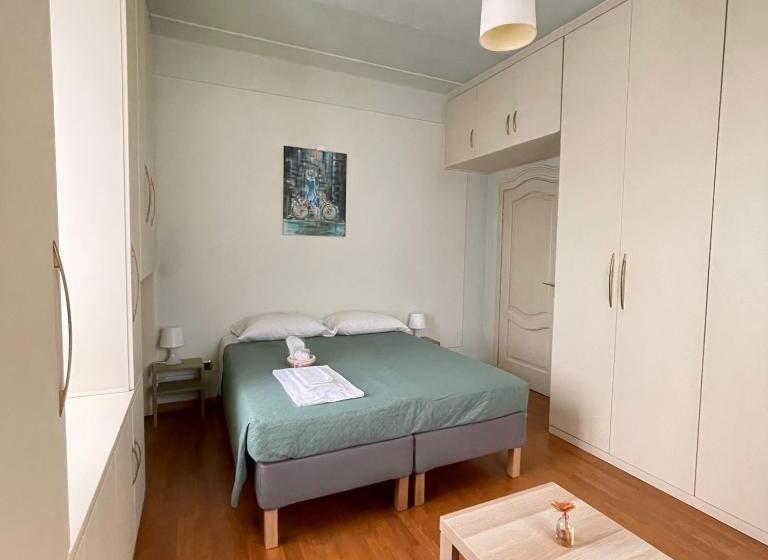 اتاق استاندارد با چشمانداز باغ, Villa Peonia Parma