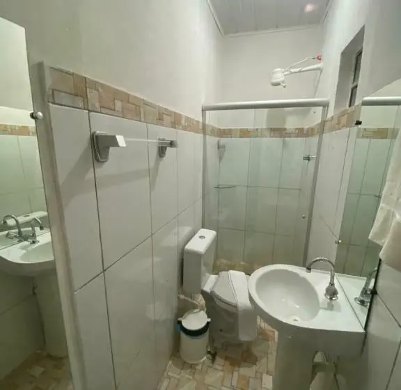 Comfort Kolmen Hengen Huone, Pousada Canto Dos Pássaros