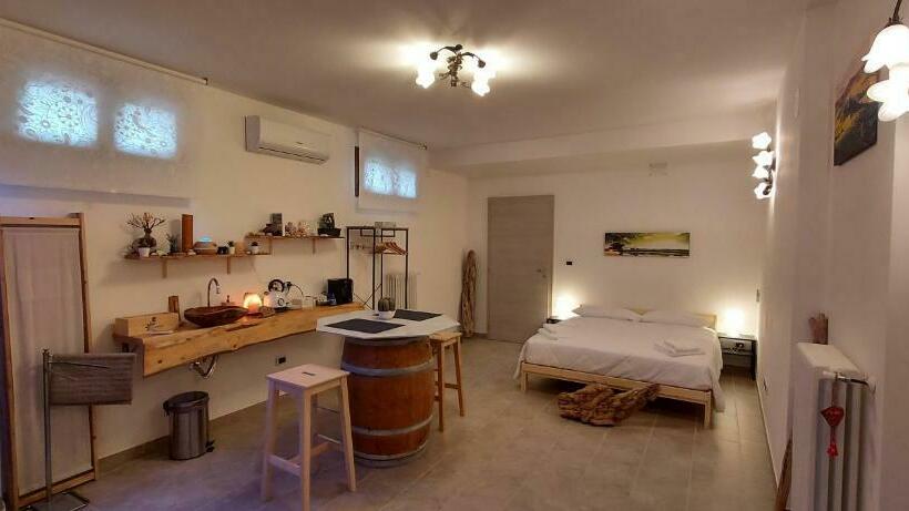 اتاق استاندارد, Casa F