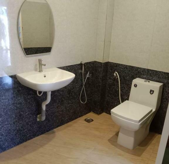 家庭间, Meena Mahal Cottage