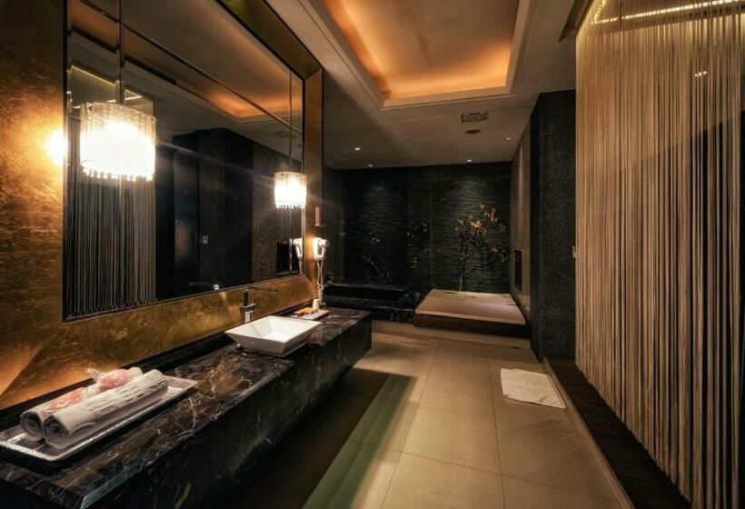 اتاق لوکس, Bali Motel   Zhongli