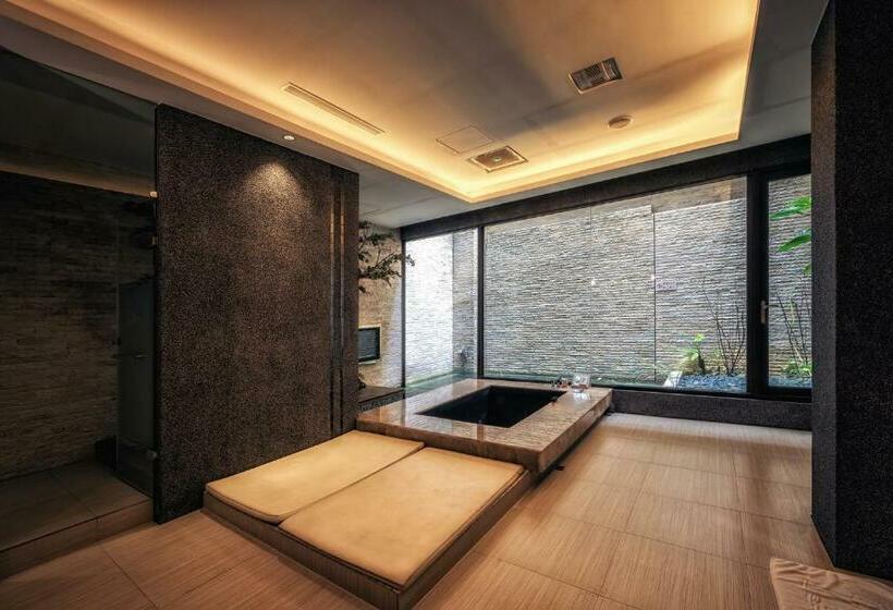 اتاق لوکس, Bali Motel   Zhongli