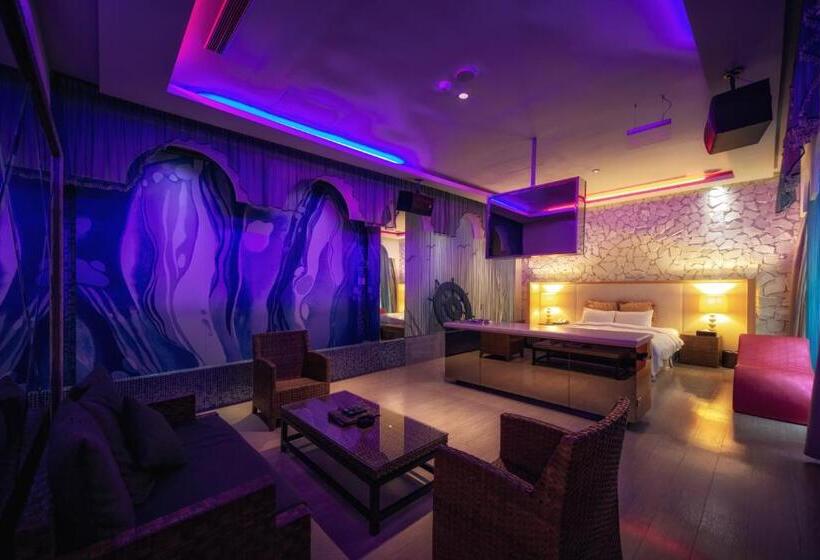 اتاق لوکس, Bali Motel   Zhongli