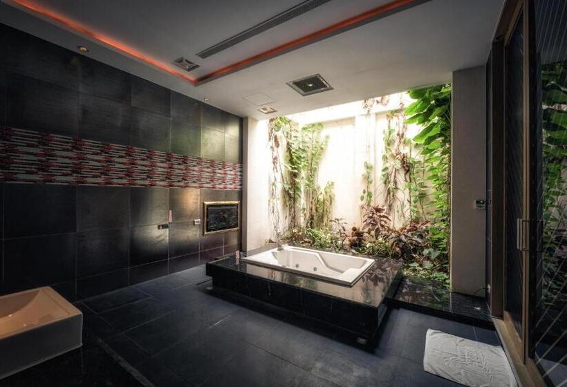 اتاق لوکس, Bali Motel   Zhongli