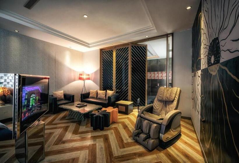 اتاق لوکس, Bali Motel   Zhongli