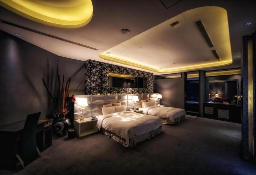 اتاق لوکس چهار تخته, Bali Motel   Zhongli