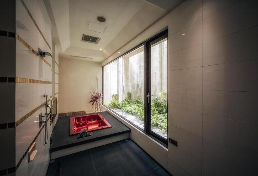 اتاق لوکس, Bali Motel   Zhongli