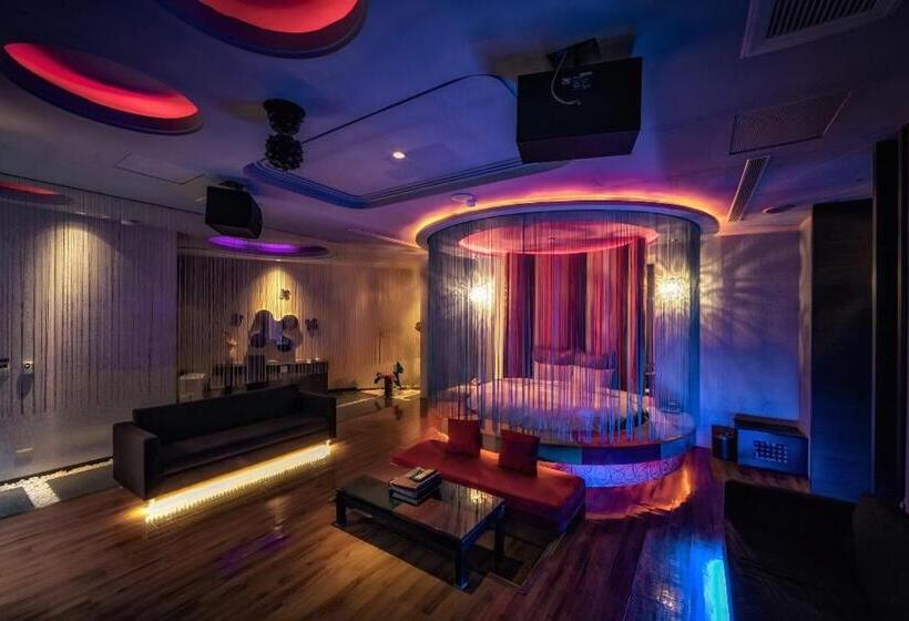 اتاق لوکس, Bali Motel   Zhongli