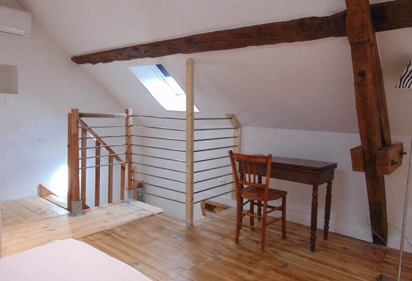 家庭间, La Ferme Aux Oies