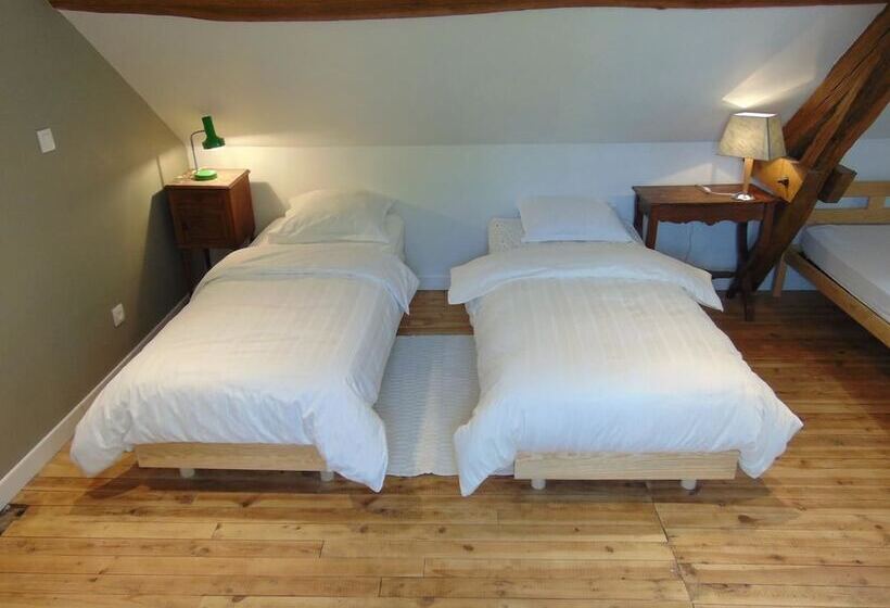 家庭间, La Ferme Aux Oies