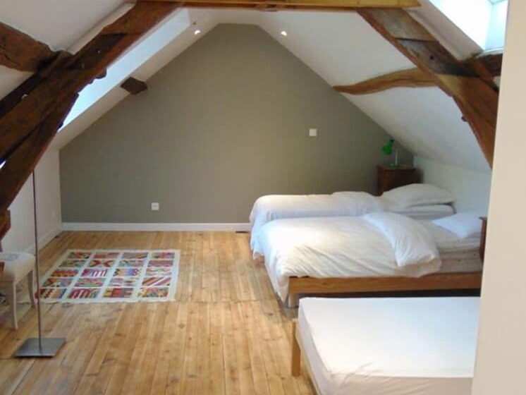 家庭间, La Ferme Aux Oies