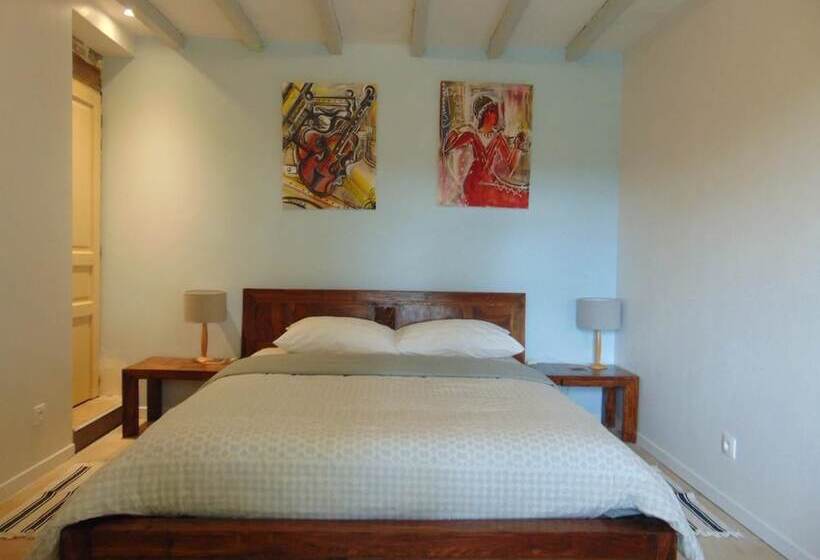 家庭间, La Ferme Aux Oies