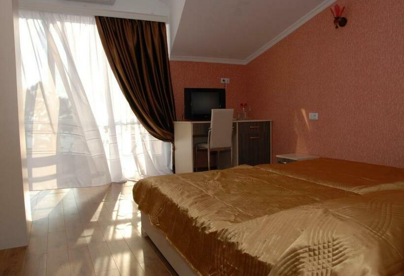 Quarto Estandar, Exotica