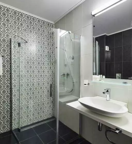 سوییت جونیور, Gino Wellness Rabath