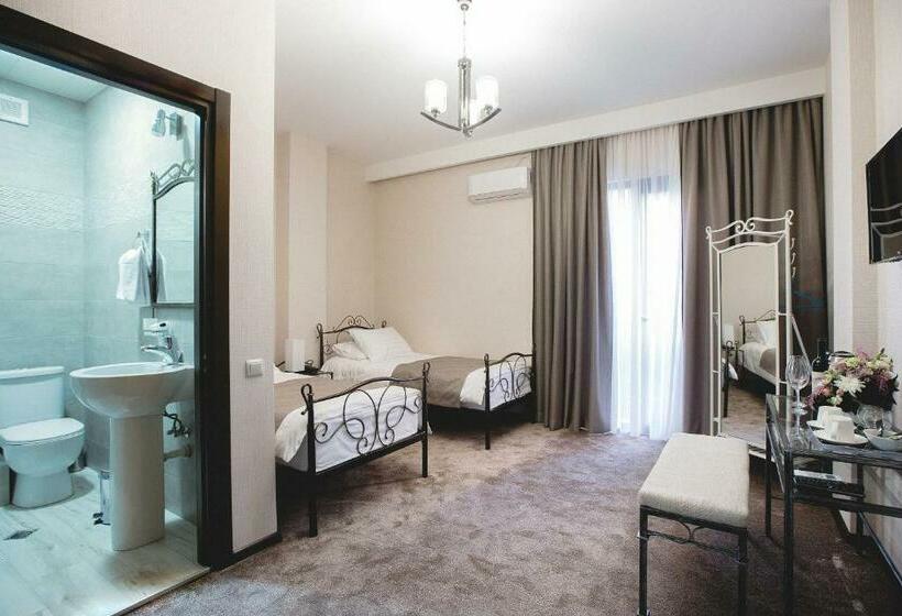 اتاق استاندارد, Golden Nugget Tbilisi