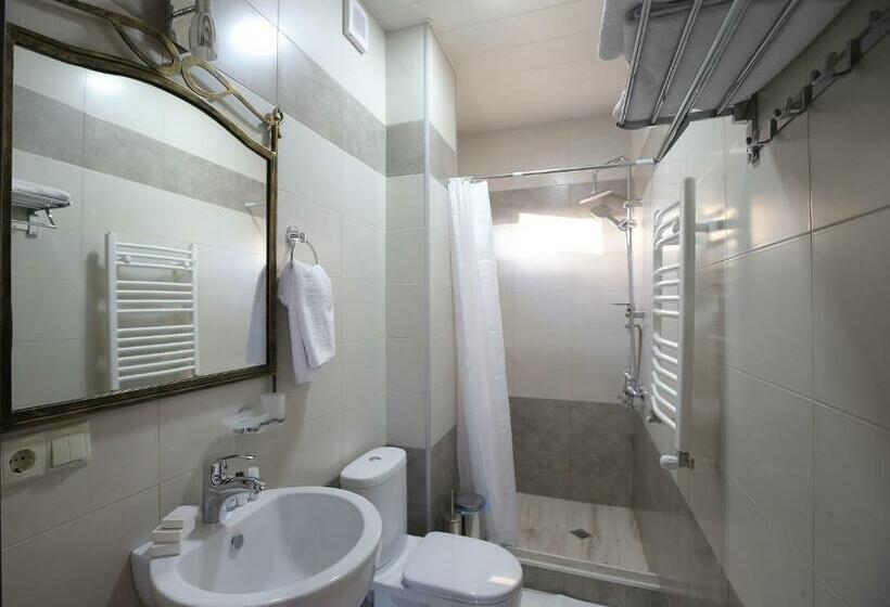 اتاق استاندارد, Golden Nugget Tbilisi