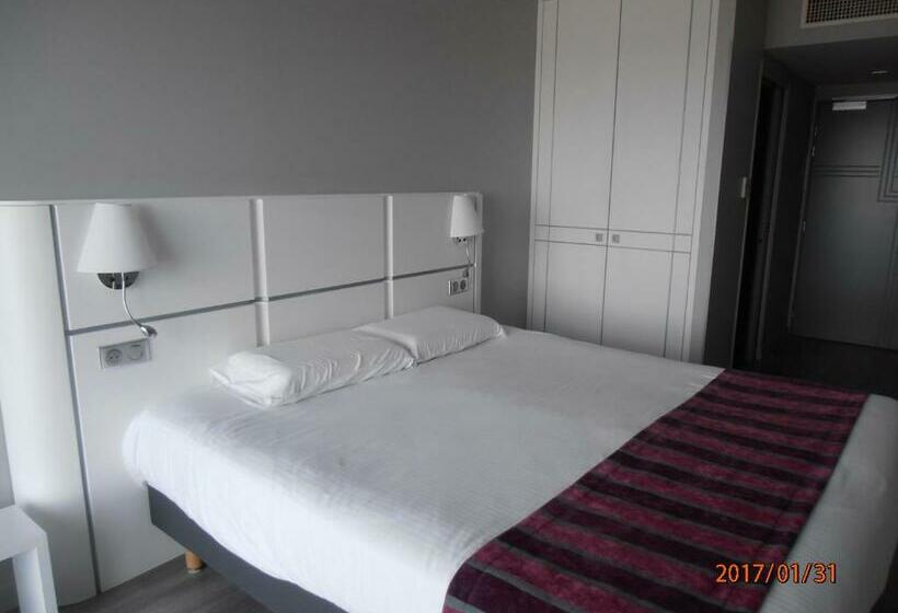 غرفة سوبيريور مطلّة علي البحر, Valencia