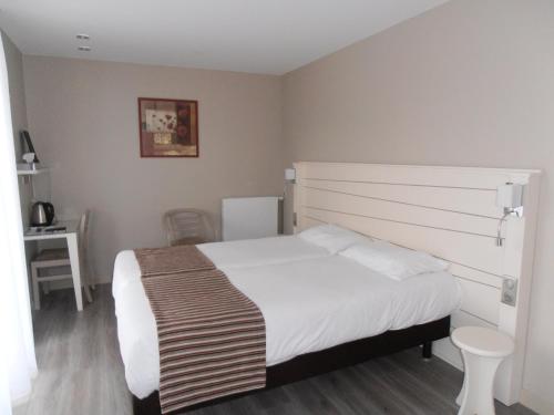 غرفة قياسية, Valencia