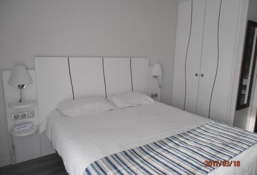 غرفة سوبيريور مطلّة علي البحر, Valencia