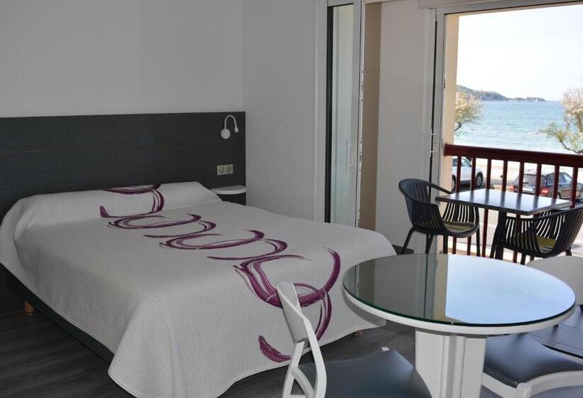 إستوديو قياسى مطل على البحر, Valencia