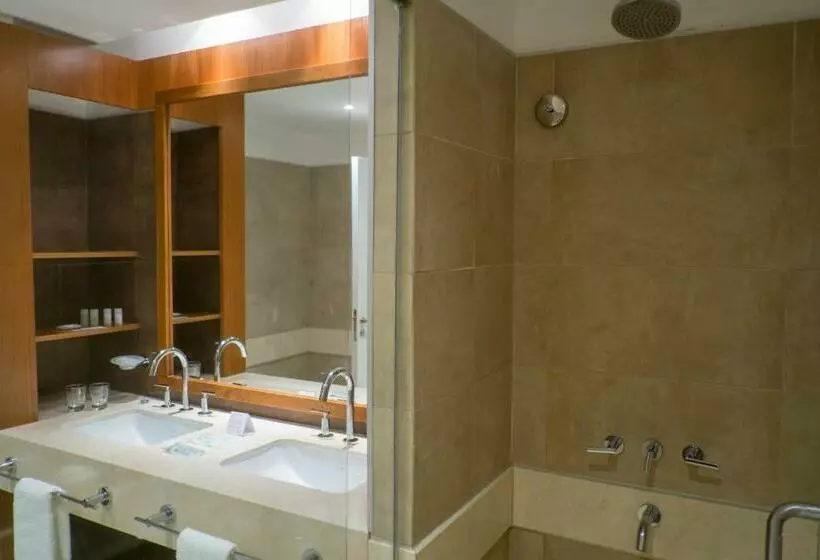 スイート, Orfeo Suites Hotel Sierras Chicas
