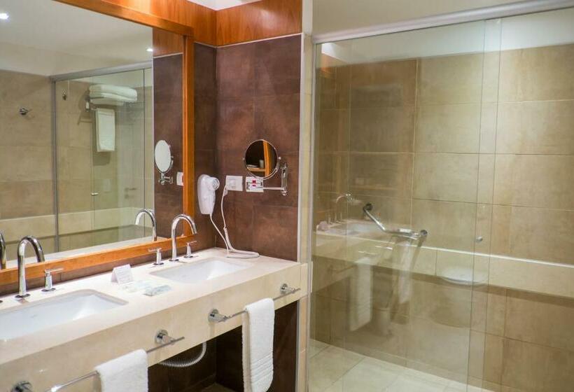 סוויטה, Orfeo Suites Hotel Sierras Chicas