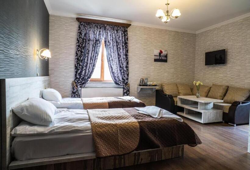 اتاق استاندارد, Tiflis