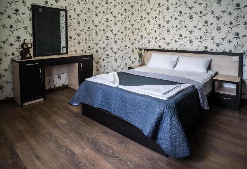 اتاق استاندارد, Tiflis