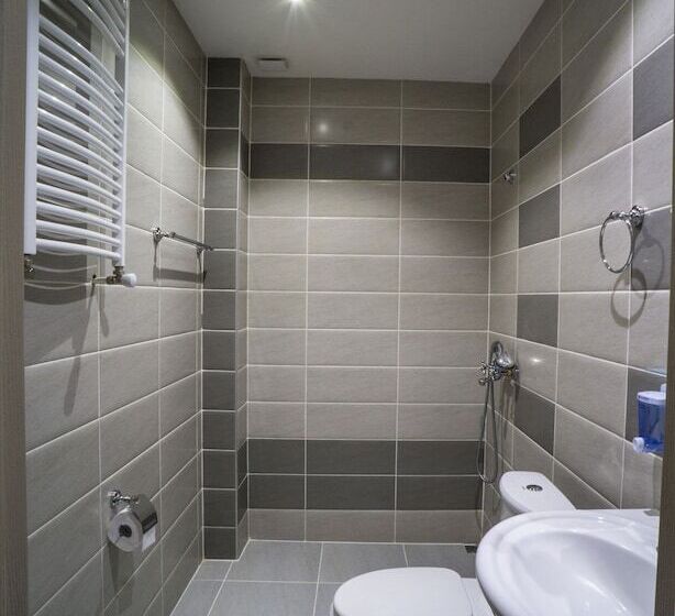 اتاق استاندارد, Tiflis