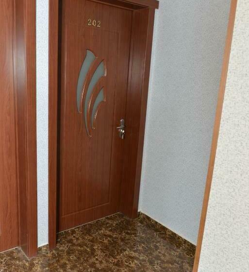 اتاق استاندارد سه نفره, Tourist