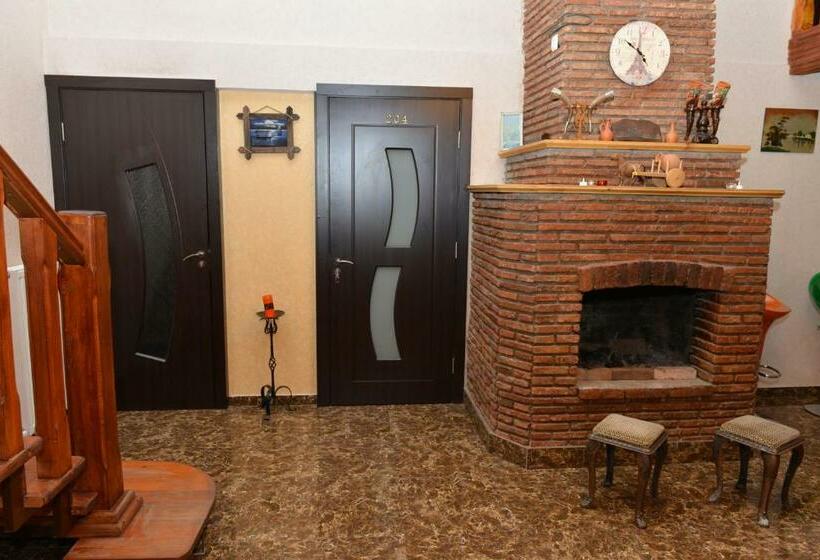 اتاق استاندارد چهار تخته, Tourist