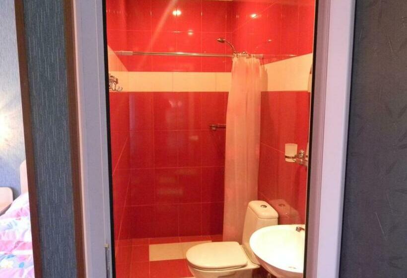 اتاق استاندارد با بالکن, Tourist