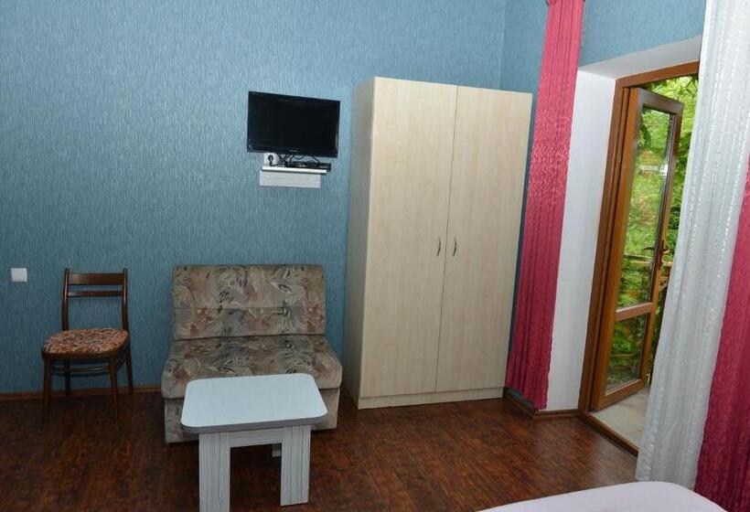 اتاق استاندارد با بالکن, Tourist