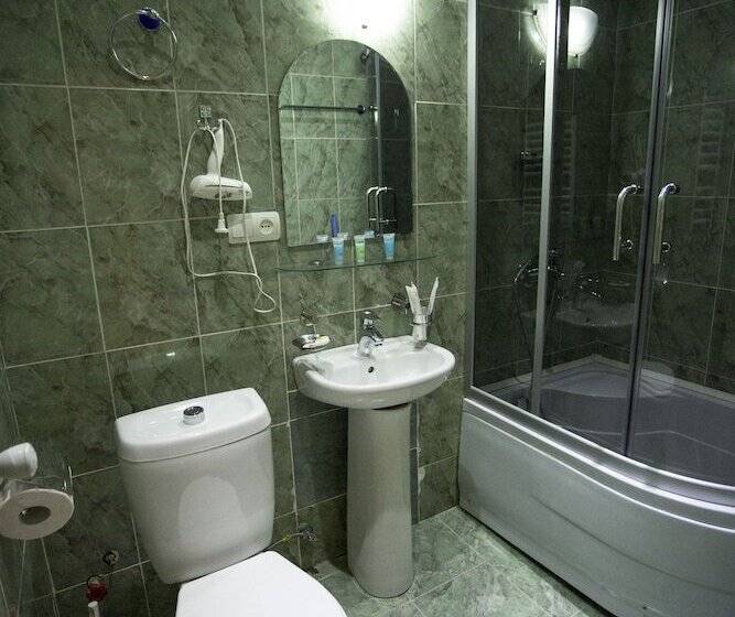 اتاق استاندارد سه نفره, Villa Vita Bakuriani