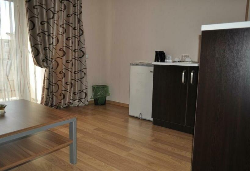 اتاق استاندارد با بالکن, Your Comfort