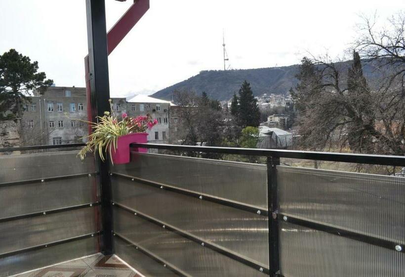 اتاق استاندارد با بالکن, Your Comfort