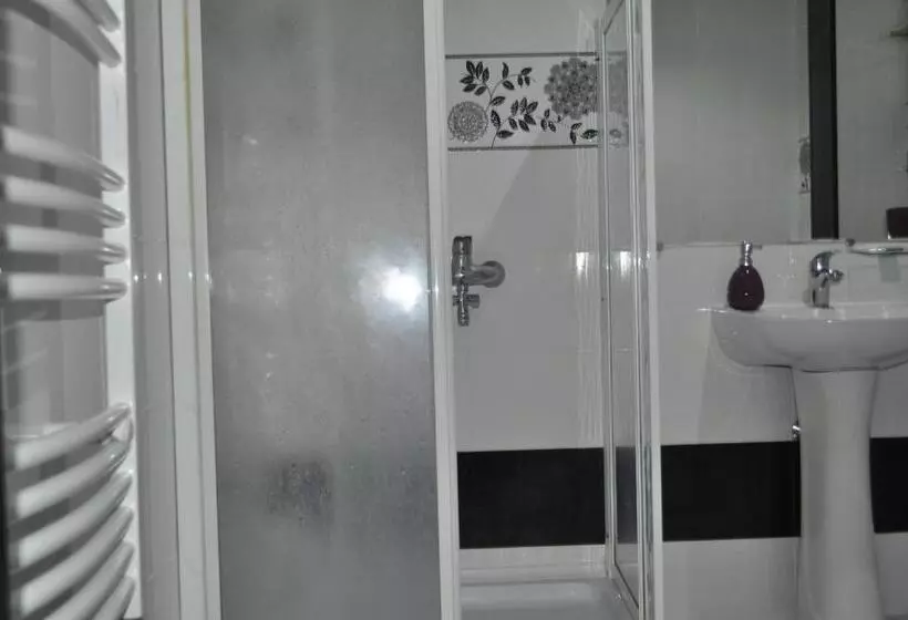 اتاق لوکس با بالکن, Your Comfort