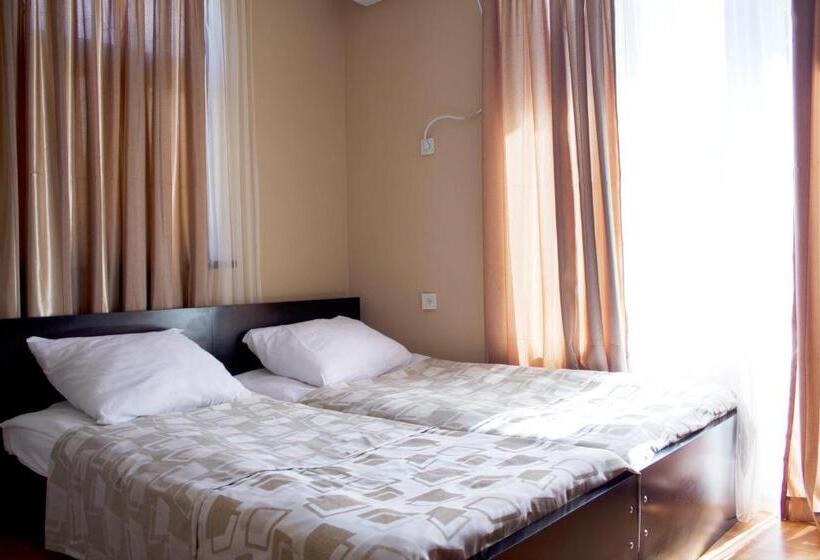 اتاق استاندارد با بالکن, Your Comfort