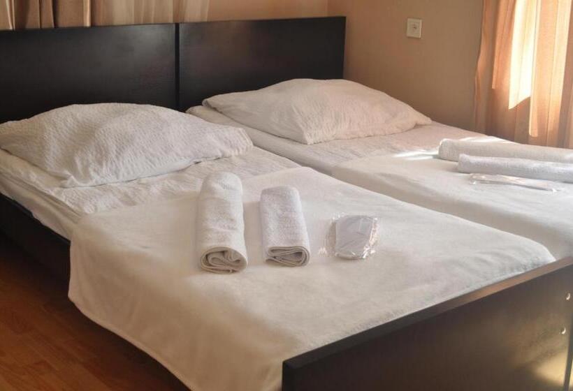 اتاق استاندارد با بالکن, Your Comfort