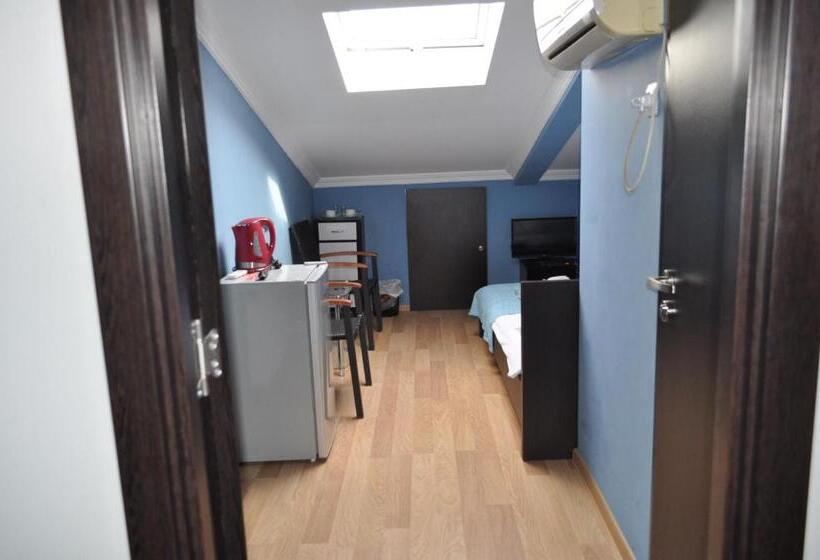 اتاق اکونومی, Your Comfort