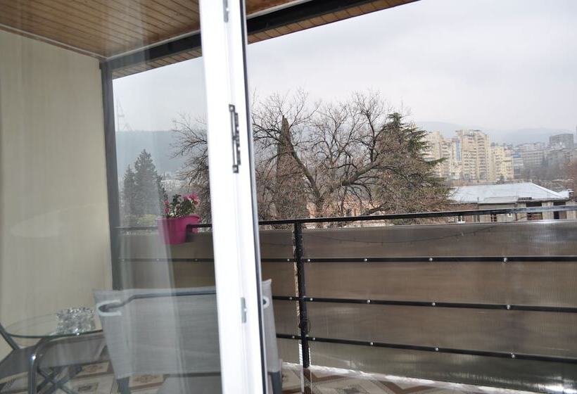 اتاق استاندارد با بالکن, Your Comfort