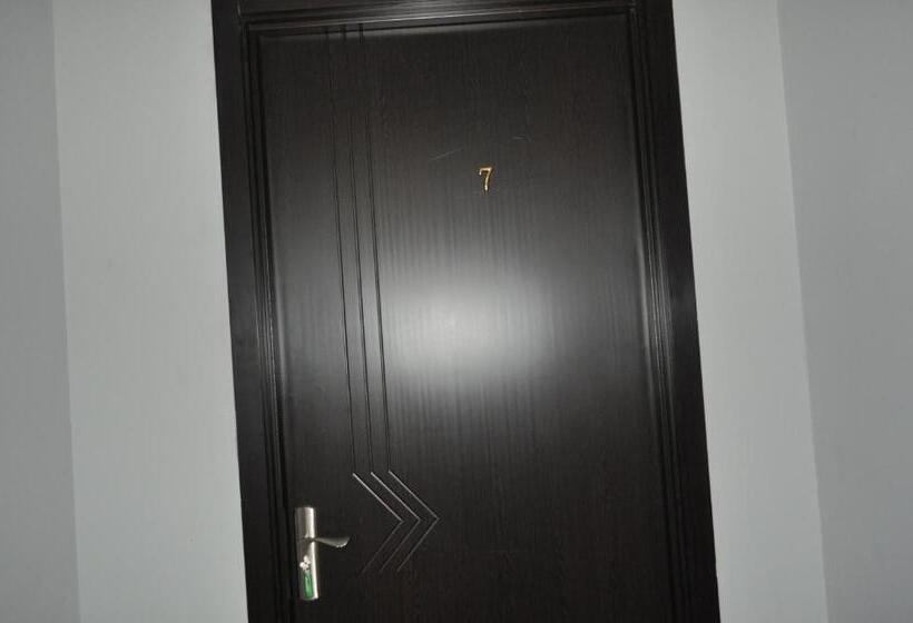 اتاق لوکس با بالکن, Your Comfort